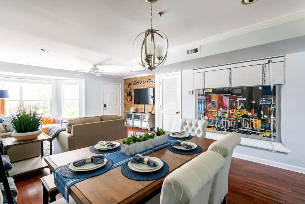 Walk To Broadway Charming Modern Historic Townhome Nashville Exterior foto
